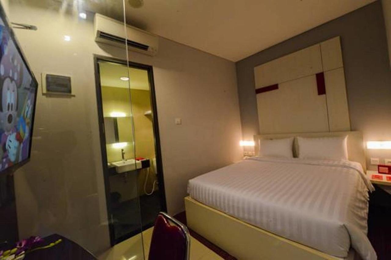 D'Hotel Jakarta Exterior foto
